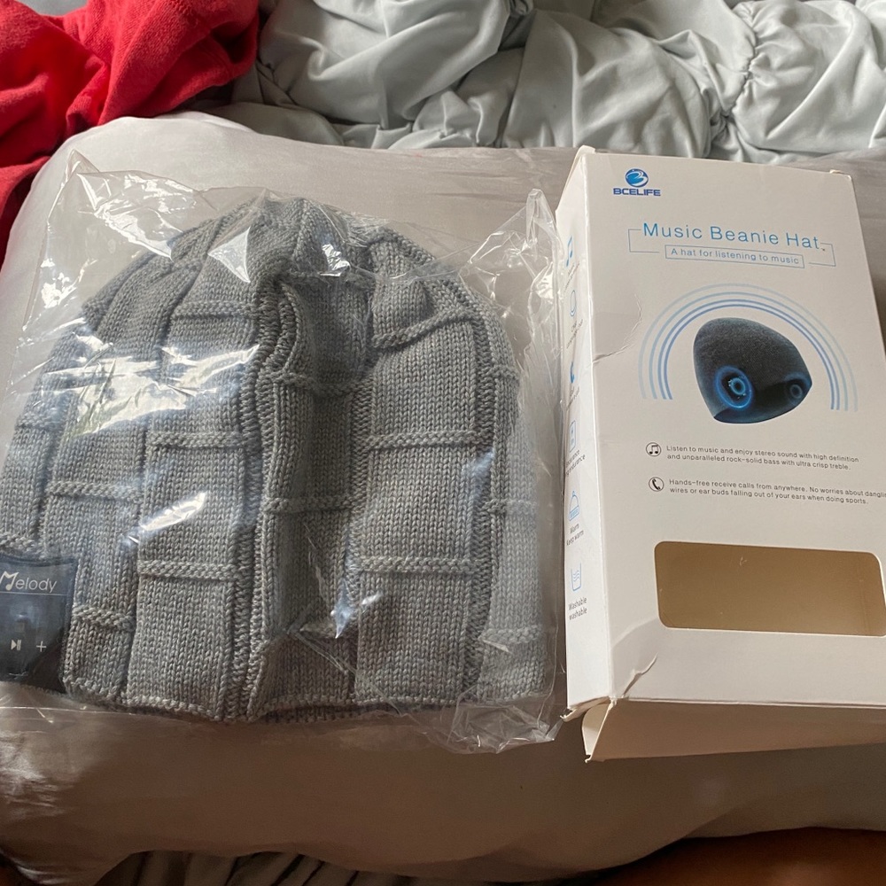 NWT Music Beanie Hat